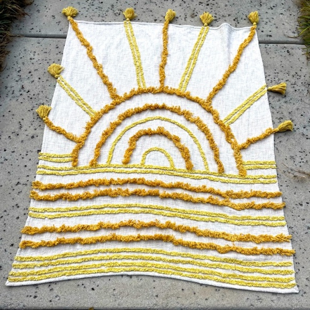 Modern Ray Throw Blanket